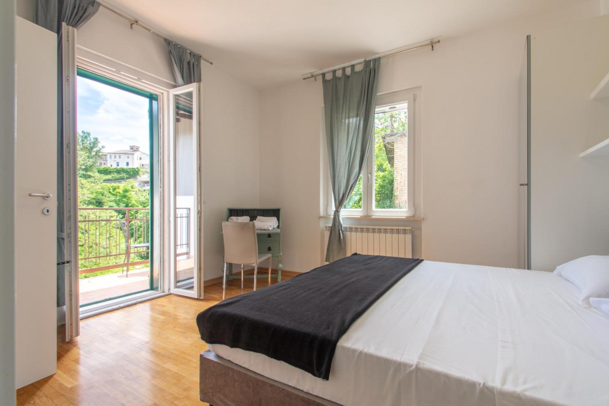 ペルージャGalteri Housing 1 Terrazzo Privato Con Vistaアパートメント エクステリア 写真