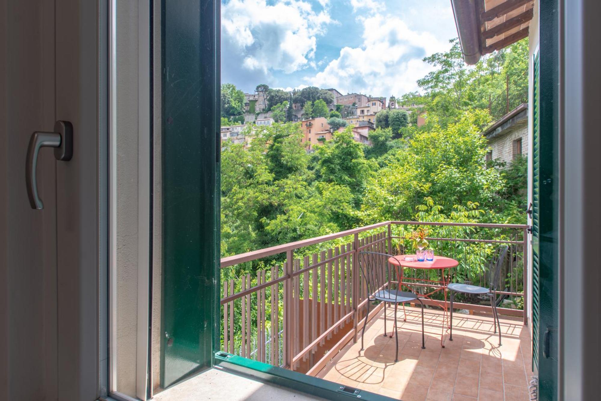ペルージャGalteri Housing 1 Terrazzo Privato Con Vistaアパートメント エクステリア 写真