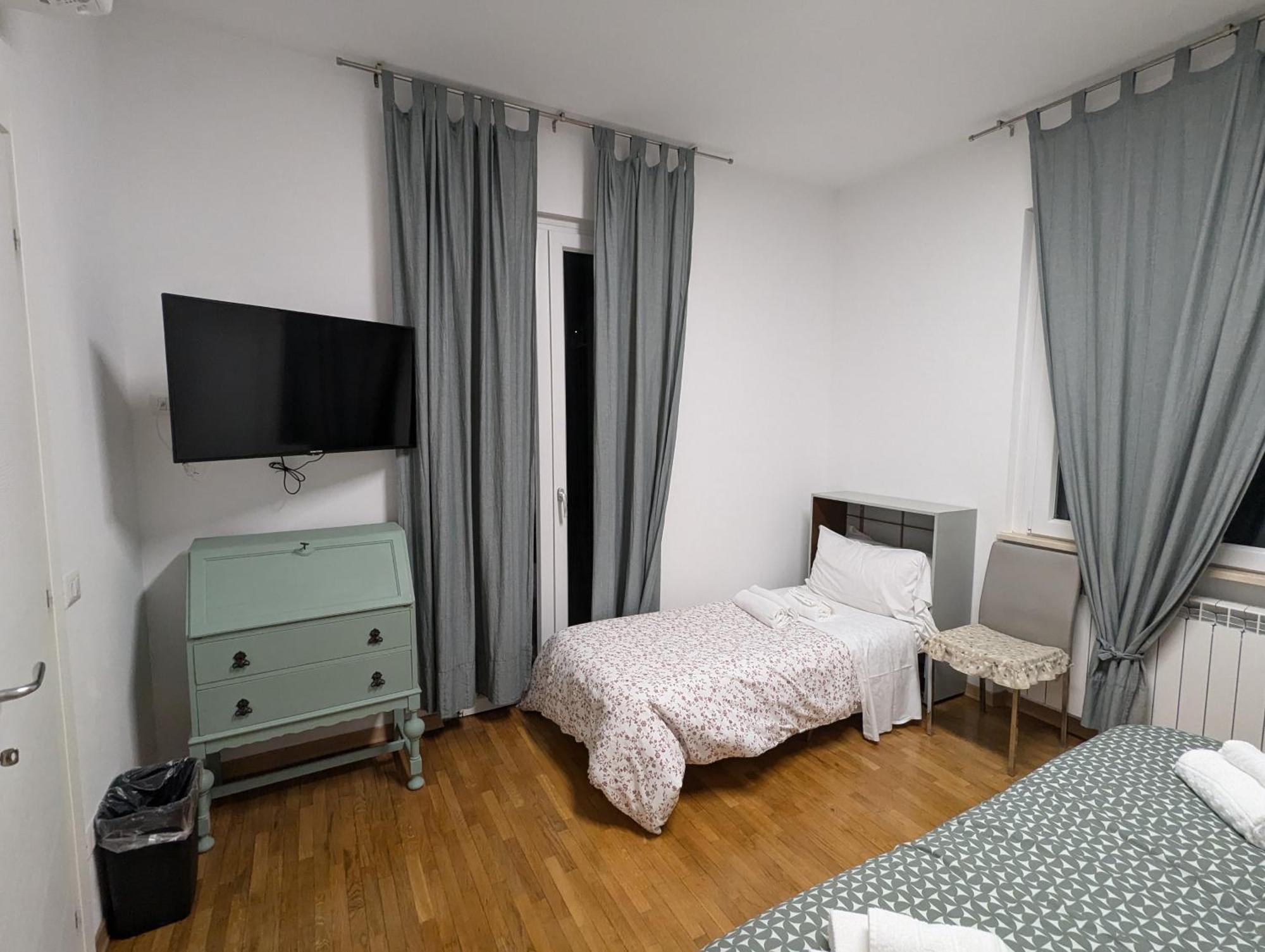 ペルージャGalteri Housing 1 Terrazzo Privato Con Vistaアパートメント エクステリア 写真